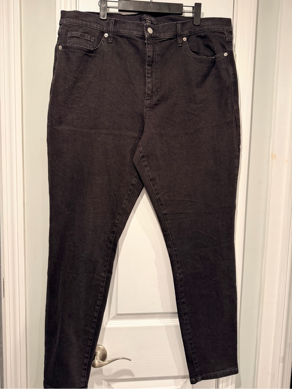 Banana Republic Size 20 Black Stretch Hi Rise Tapered Leg Classic Denim Jeans